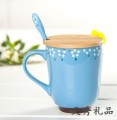 创意居家陶瓷杯 马克杯 带盖带勺咖啡杯